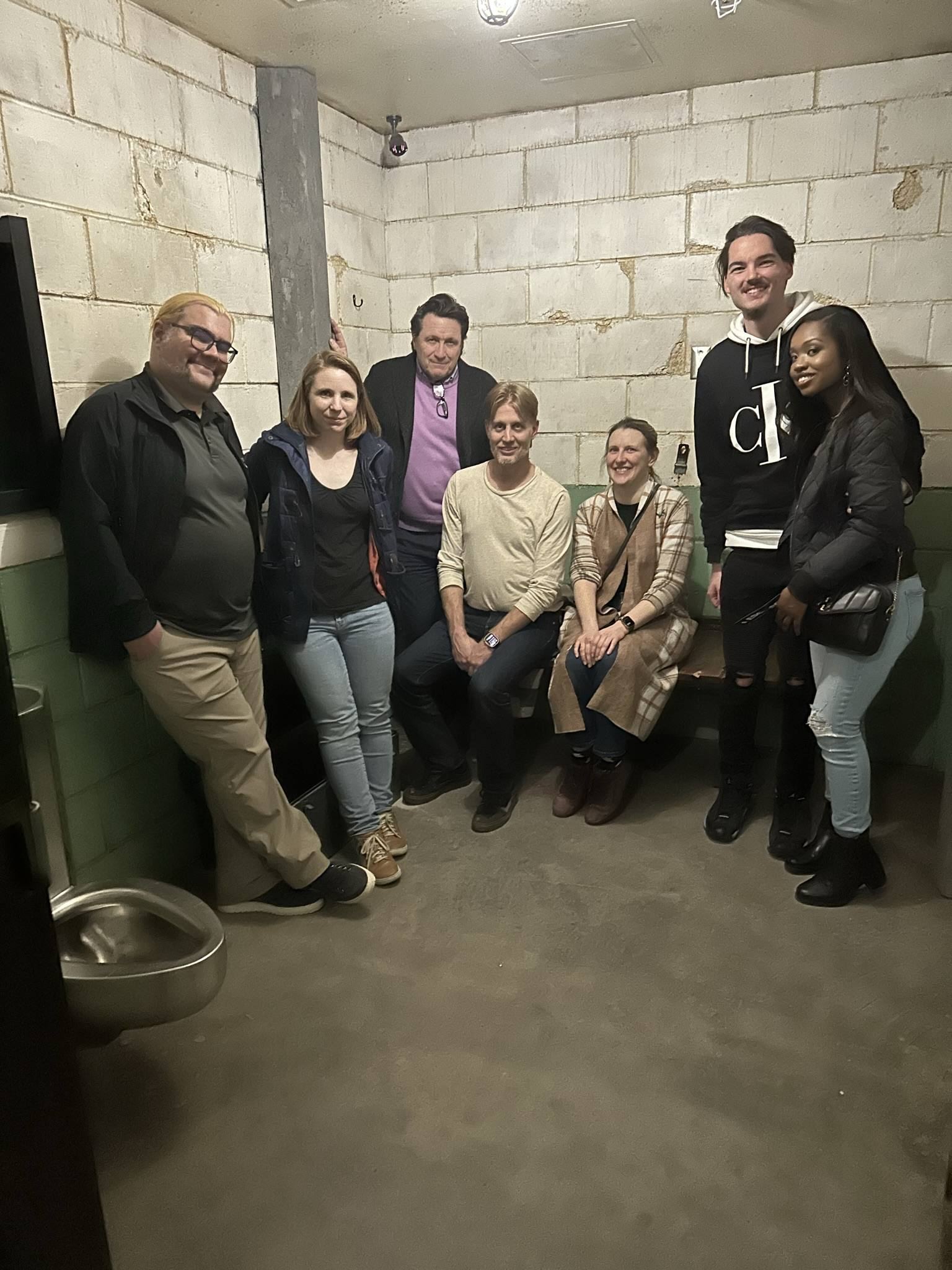 an-escape-room-with-strangers