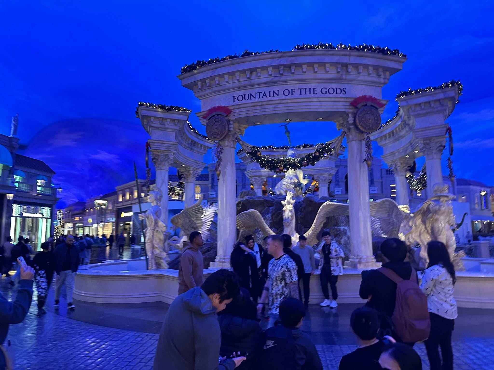 ces-is-huge-and-the-dinner-is-what-you-remember