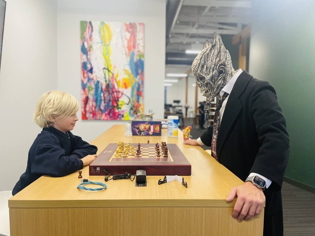 i-love-halloween-even-when-i-have-to-work